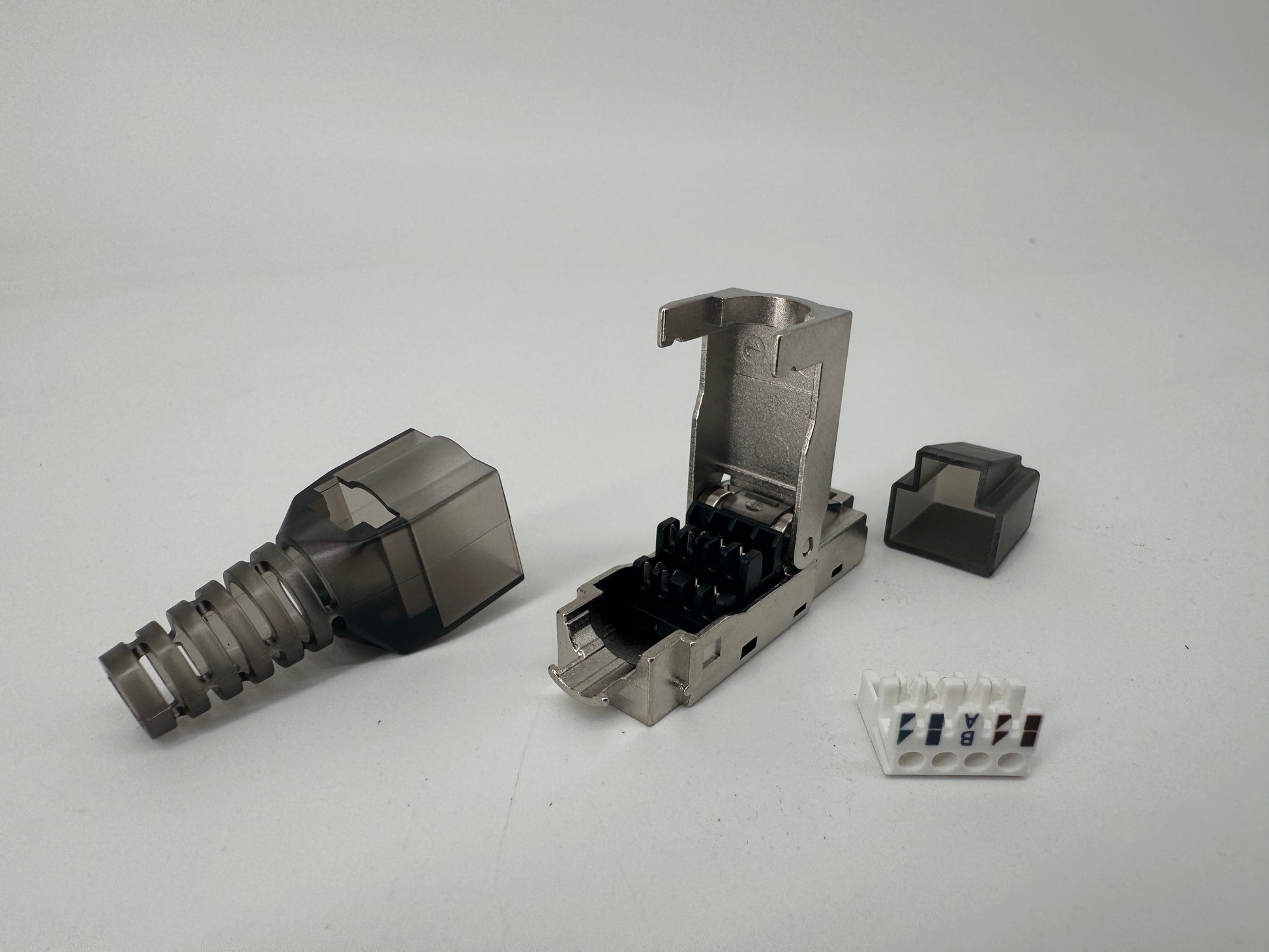 RJ45 Stecker Netzwerkstecker - CAT 6A - PoE geeignet - werkzeugloses crimpen - Energietechnik Bremen