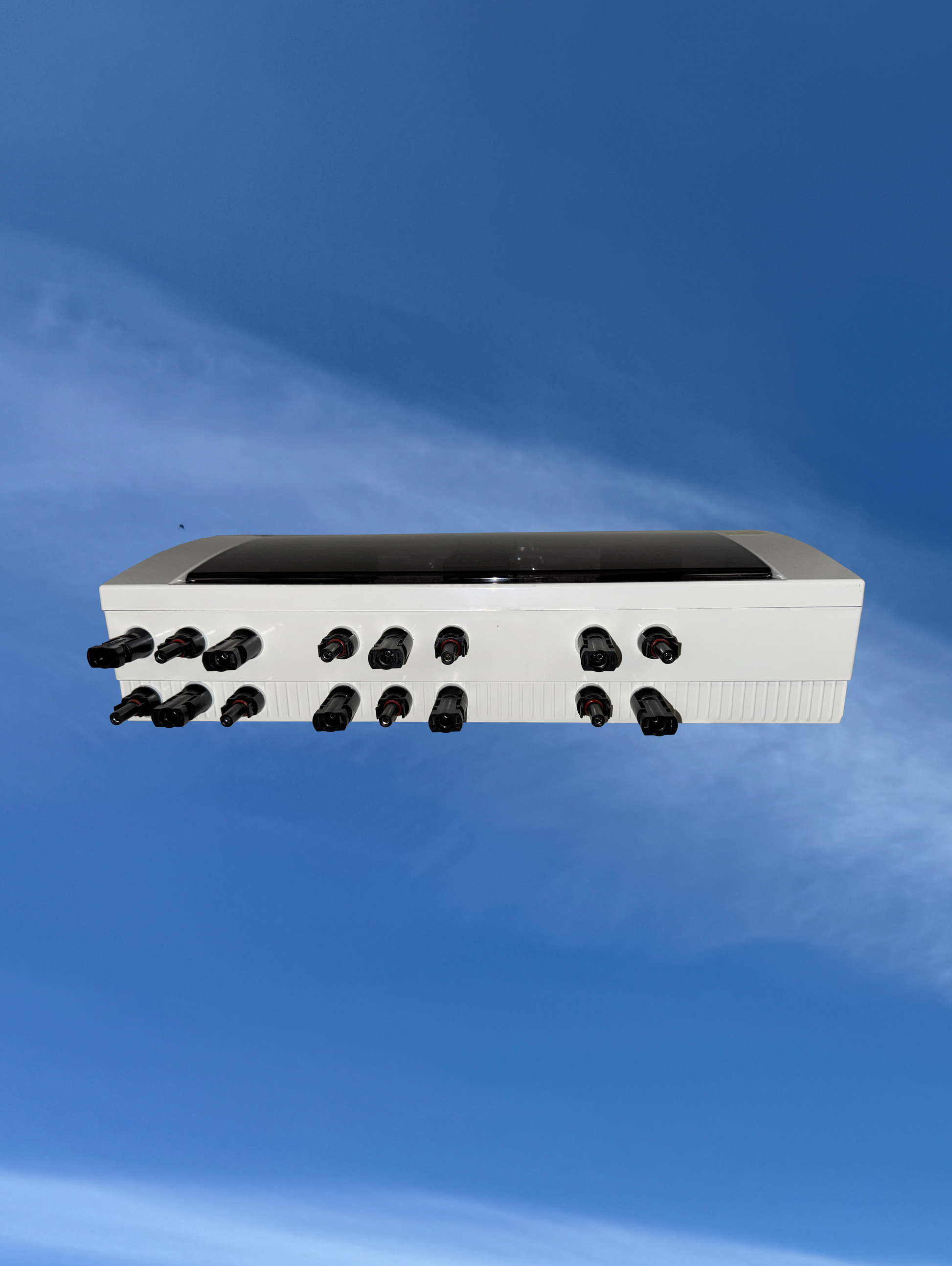 Überspannungsschutz - Solar / PV - Anschlusskasten - 8 Strings - DC 1000V - Typ I+II - IP40 - Energietechnik Bremen